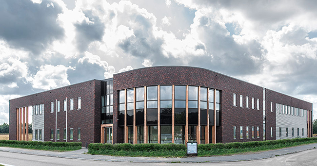 Neues Gebäude von Vertex-Dental, 2016 fertiggestellt