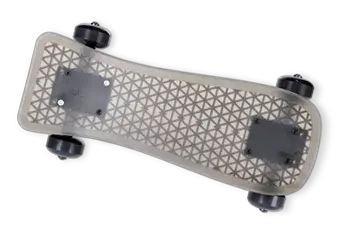 Funktionsfähiger Skateboard-Prototyp in 3D-Druck auf dem 3D-Multimaterialdrucker MJP 5600