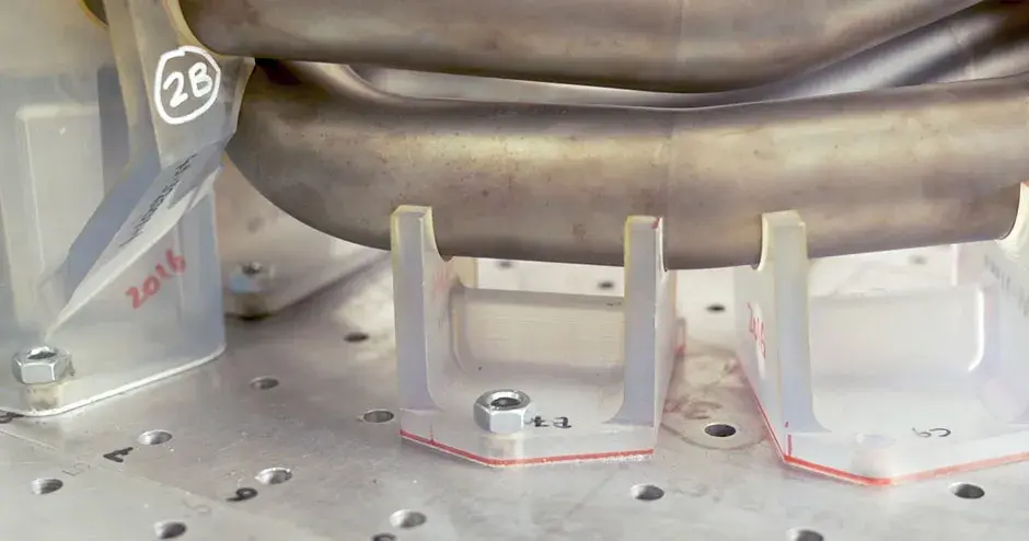 Nahaufnahme einer Befestigung von Renault