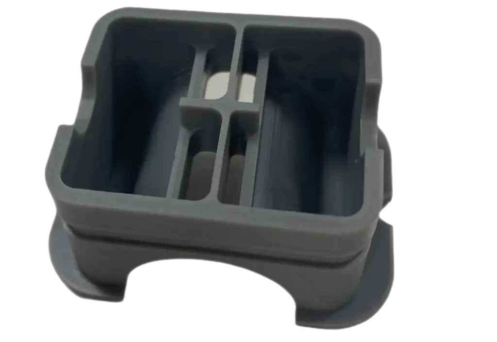 Diese Halterung für die Nadelpositionierung aus dem Figure 4-Material HI TEMP 300-AMB wurde für Interplex gedruckt.